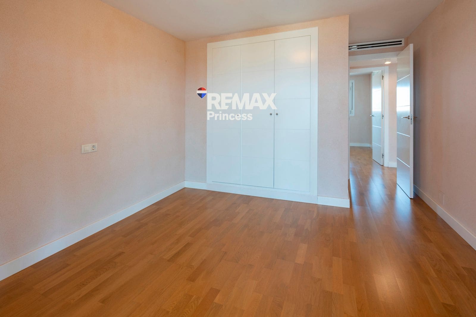 4 chambre Appartement à vendre à Cabo de las Huertas avec piscine garage - 785 000 € (Ref: 9569564)