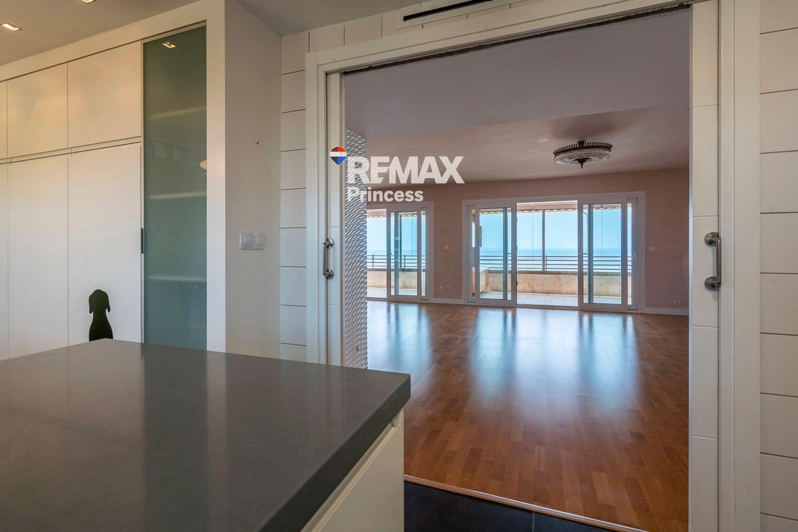 4 chambre Appartement à vendre à Cabo de las Huertas avec piscine garage - 785 000 € (Ref: 9569564)