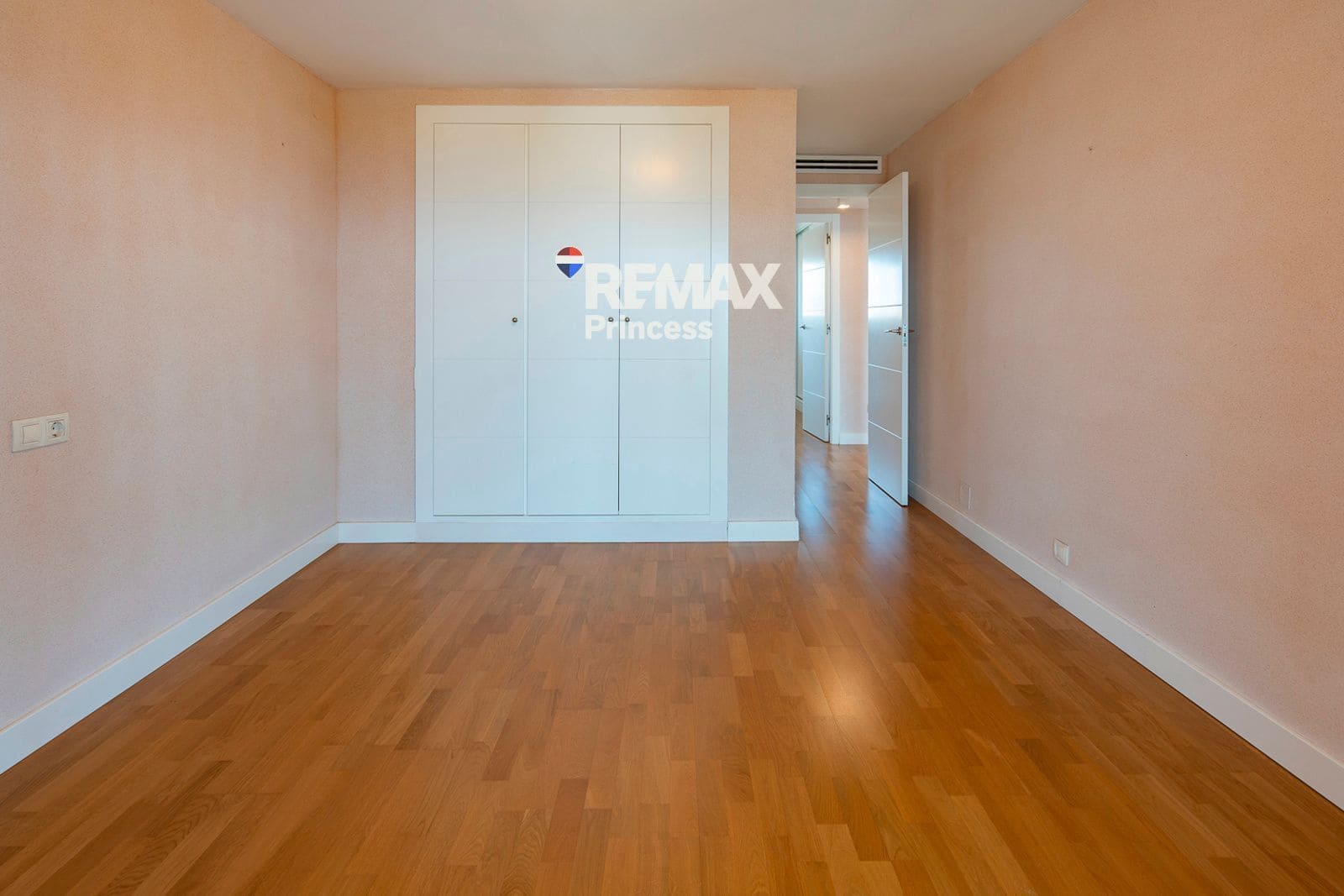 4 chambre Appartement à vendre à Cabo de las Huertas avec piscine garage - 785 000 € (Ref: 9569564)