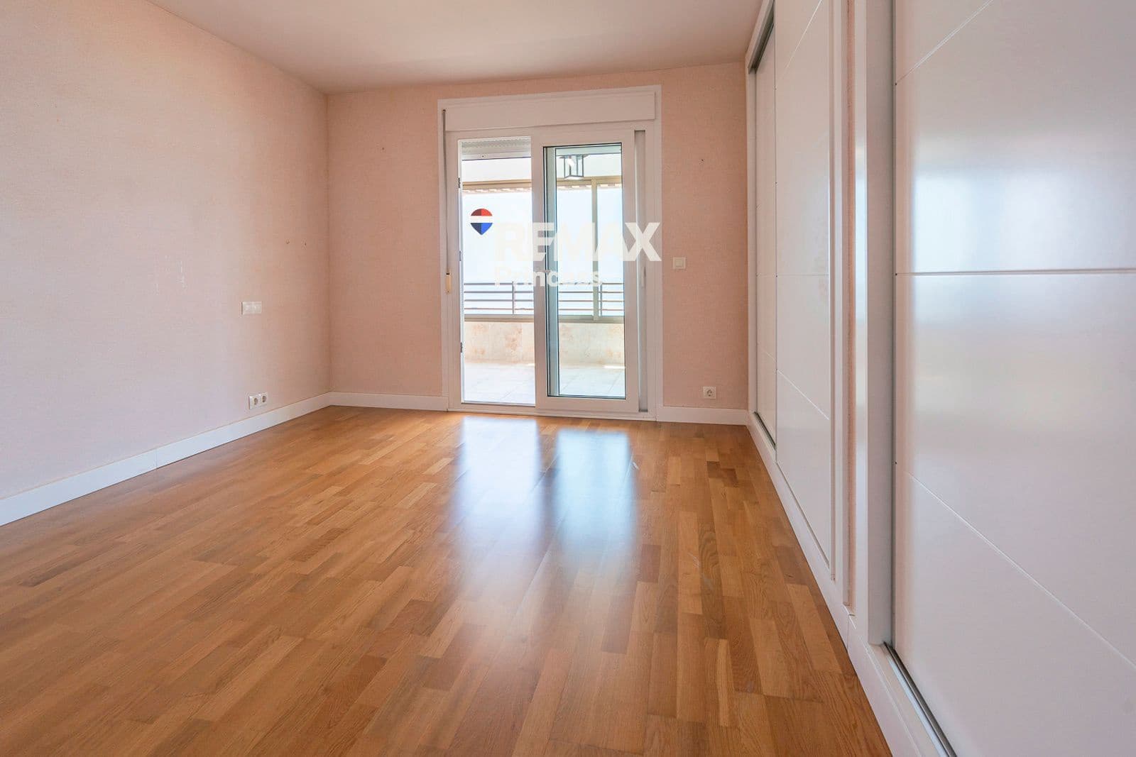 4 chambre Appartement à vendre à Cabo de las Huertas avec piscine garage - 785 000 € (Ref: 9569564)