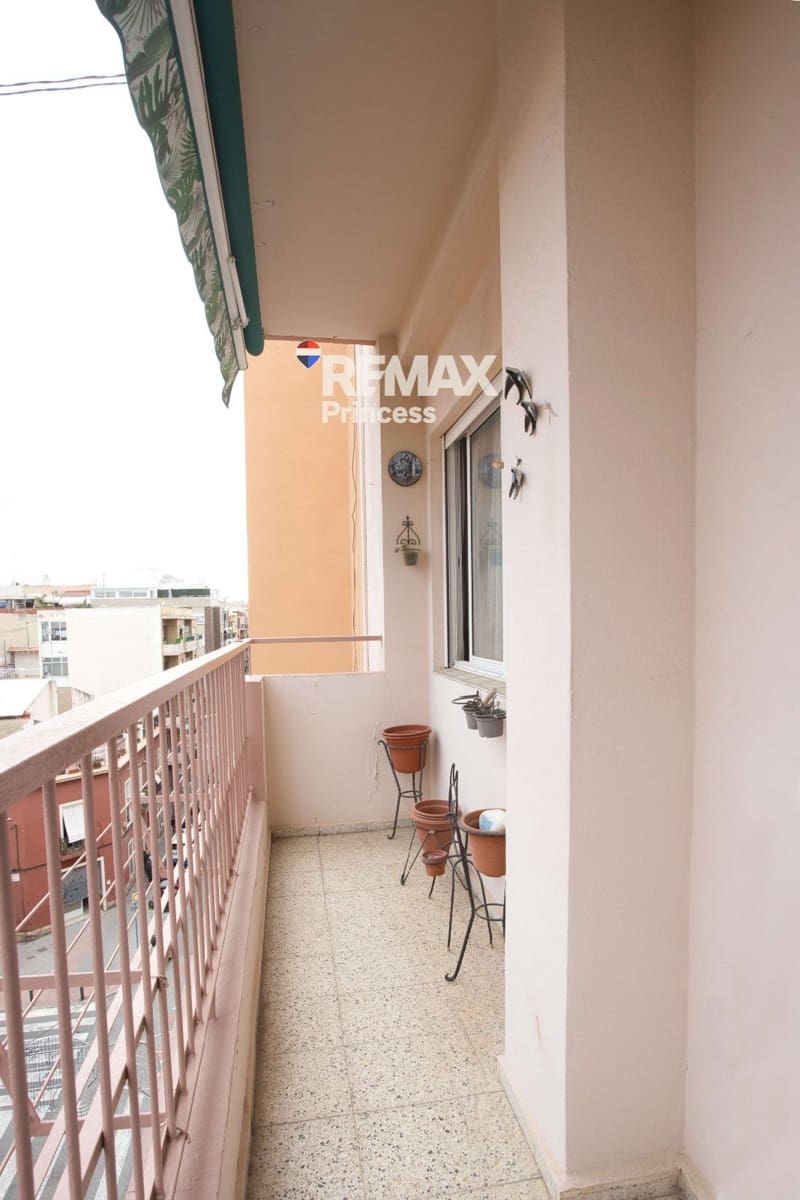 4 soveværelse Lejlighed til salg i Alicante by med garage - € 280.000 (Ref: 9569566)