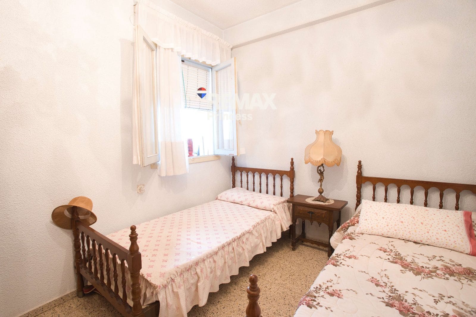 4 soveværelse Lejlighed til salg i Alicante by med garage - € 280.000 (Ref: 9569566)