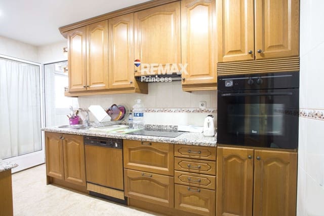 4 soverom Leilighet til salgs i Alicante by med garasje - € 280 000 (Ref: 9569566)