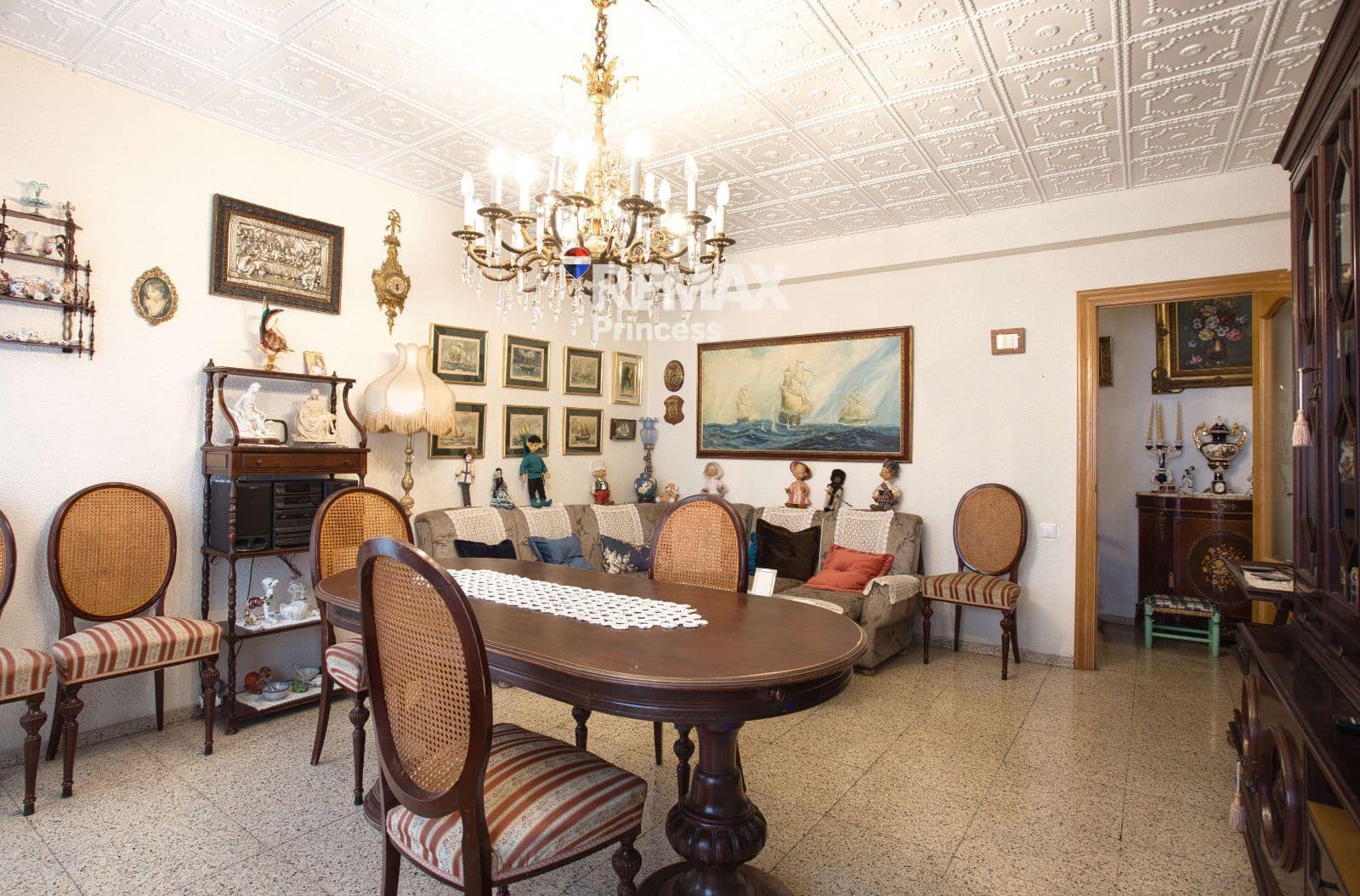 4 soveværelse Lejlighed til salg i Alicante by med garage - € 280.000 (Ref: 9569566)