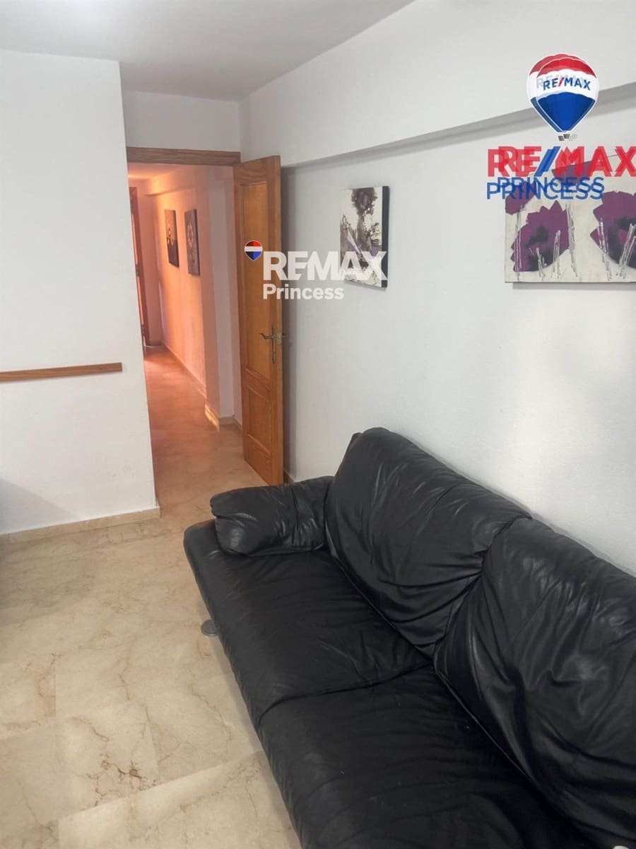 1 slaapkamer Flat te koop in Benidorm met zwembad - € 165.000 (Ref: 9569567)