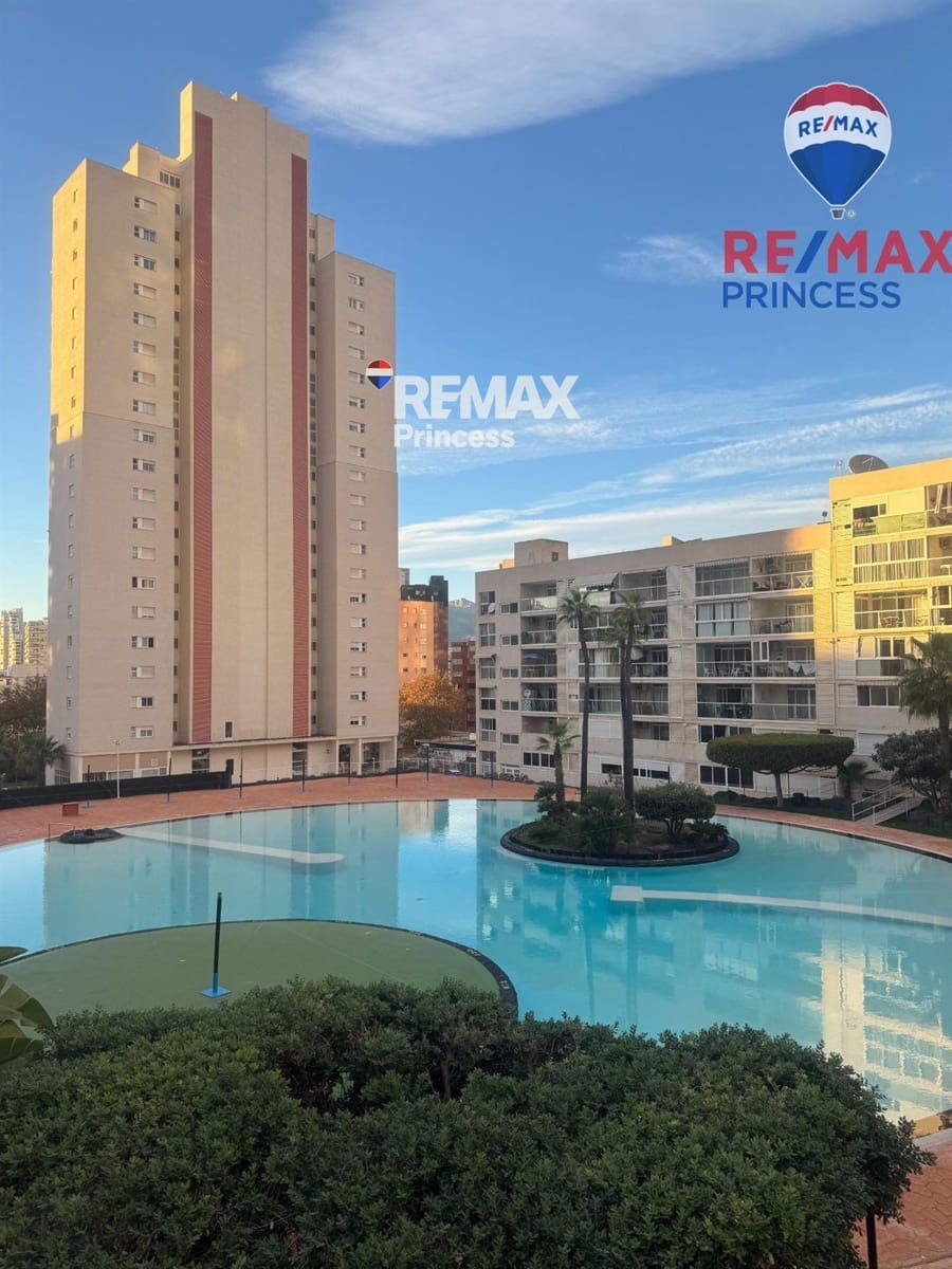 1 slaapkamer Flat te koop in Benidorm met zwembad - € 165.000 (Ref: 9569567)