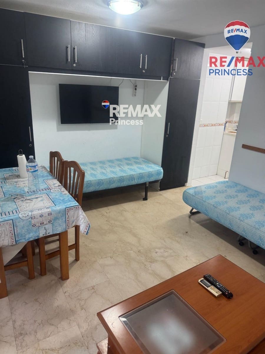 1 slaapkamer Flat te koop in Benidorm met zwembad - € 165.000 (Ref: 9569567)