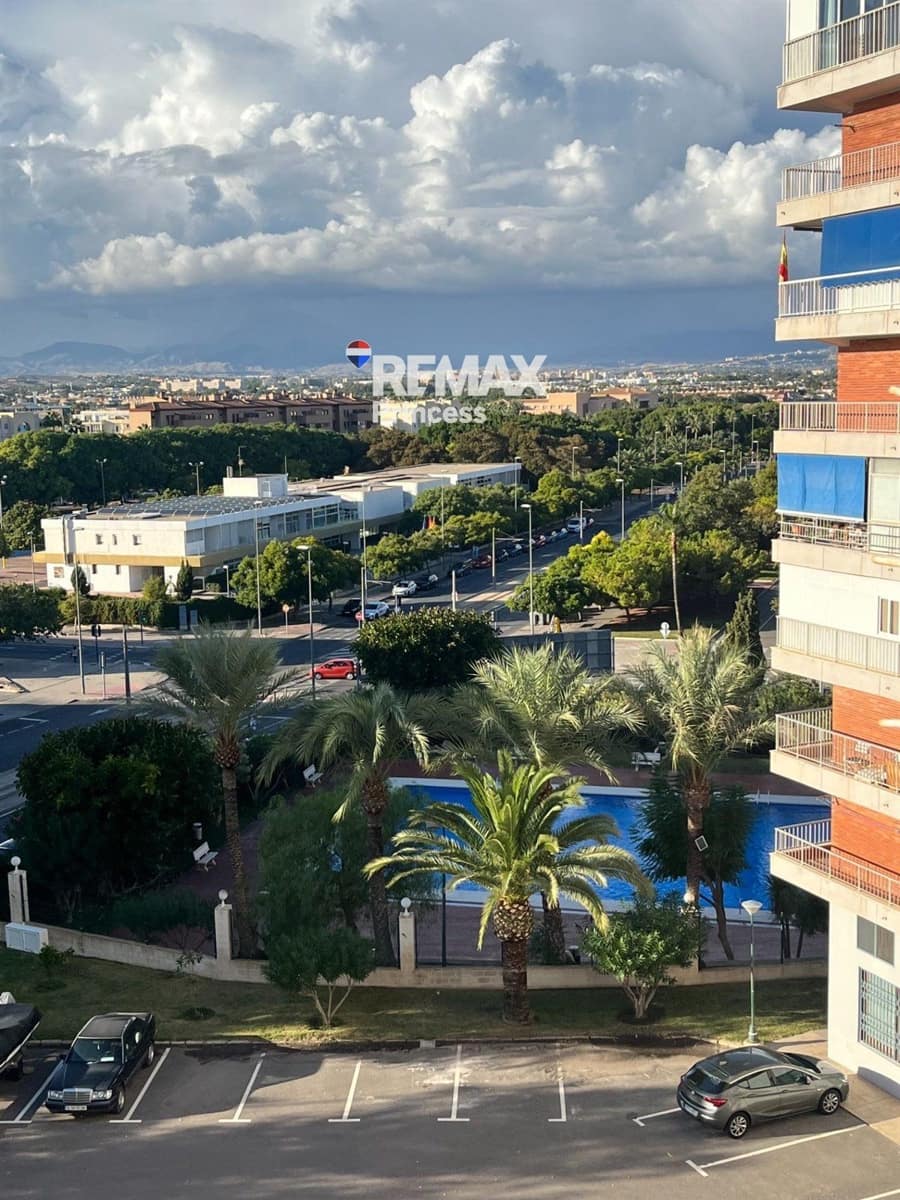 3 Zimmer Wohnung zu verkaufen in Alicante / Alacant Stadt mit Pool Garage - 380.000 € (Ref: 9569571)