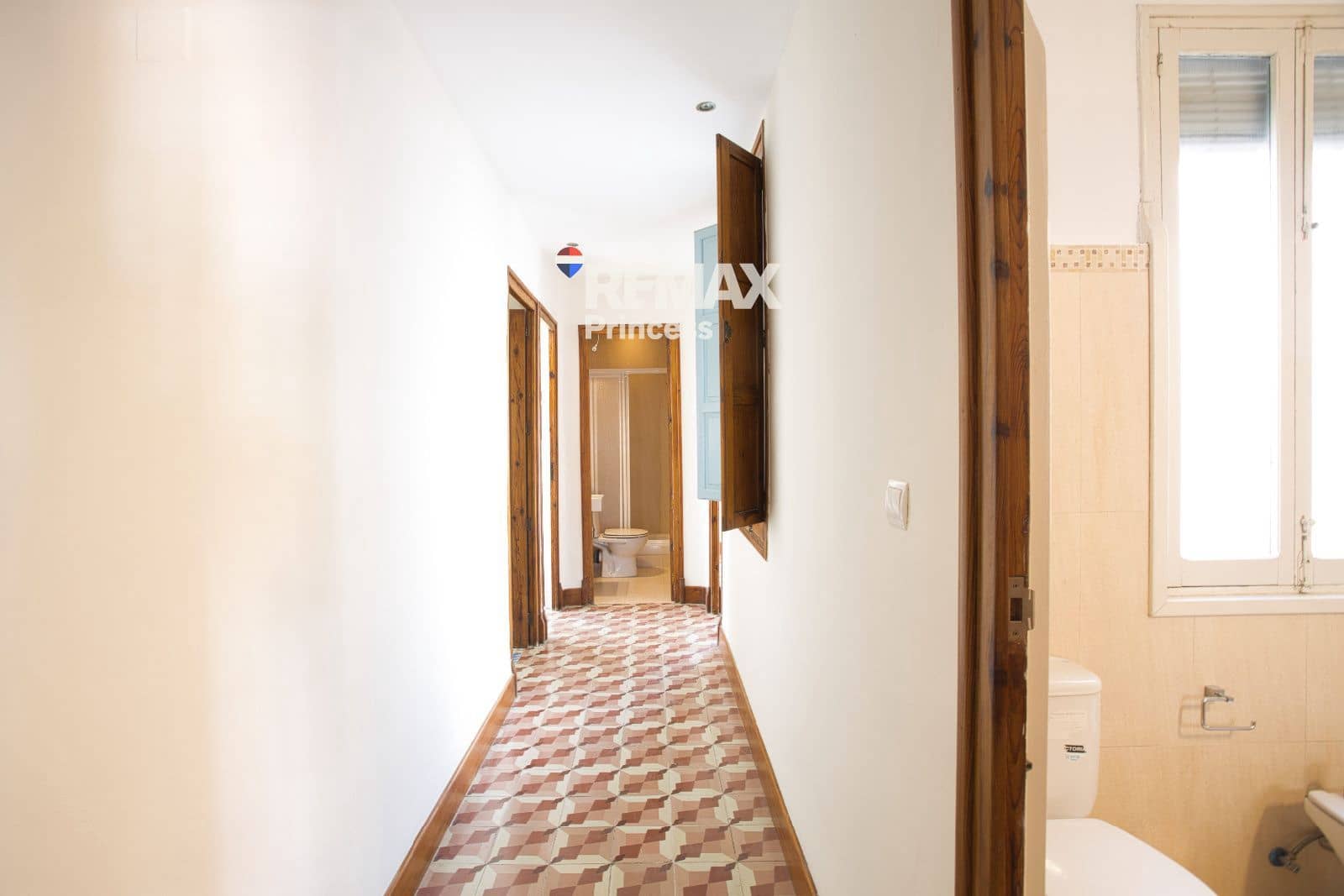 3 soveværelse Penthouse til leje i Alicante by med garage - € 1.650 (Ref: 9569573)