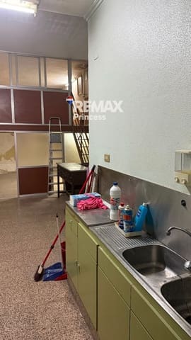 Erhverv til salg i Mercado, Alicante by - € 80.000 (Ref: 9570141)