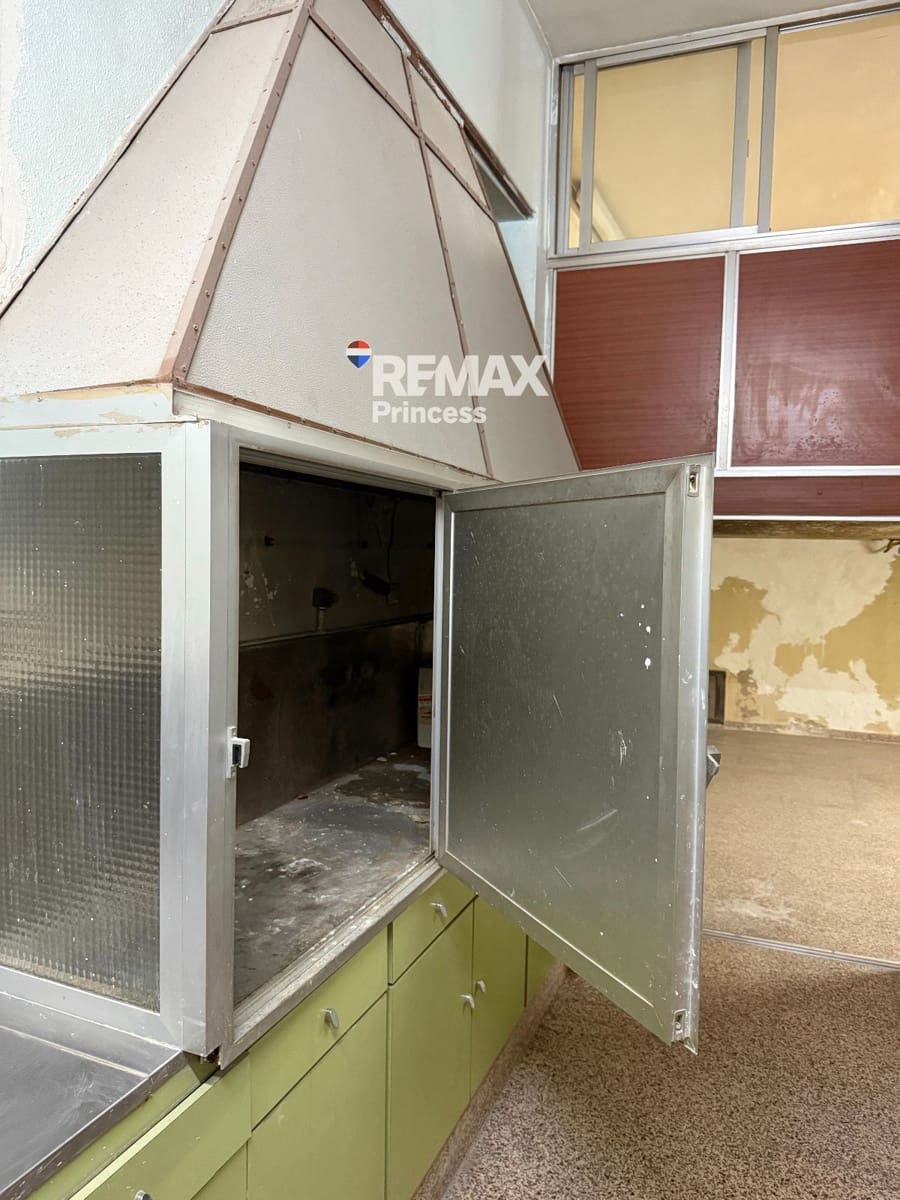 Erhverv til salg i Alicante by - € 80.000 (Ref: 9570141)