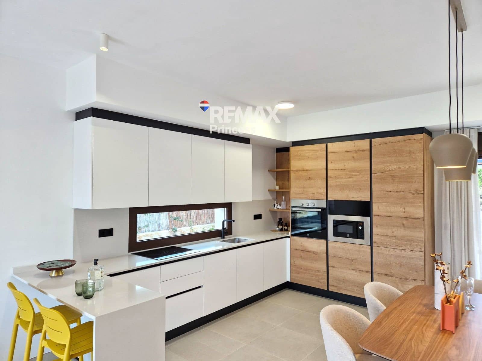 3 quarto Moradia para venda em Finestrat com piscina - 720 000 € (Ref: 9570142)