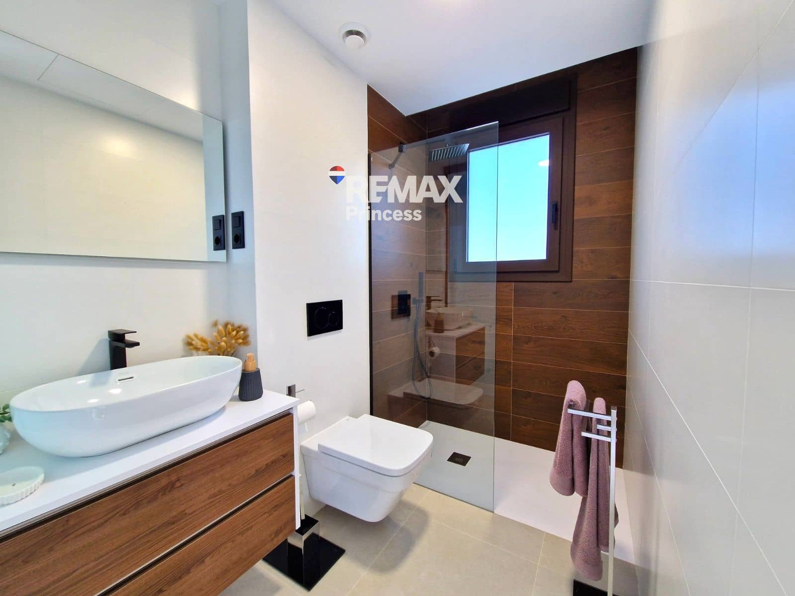 3 quarto Moradia para venda em Finestrat com piscina - 720 000 € (Ref: 9570142)