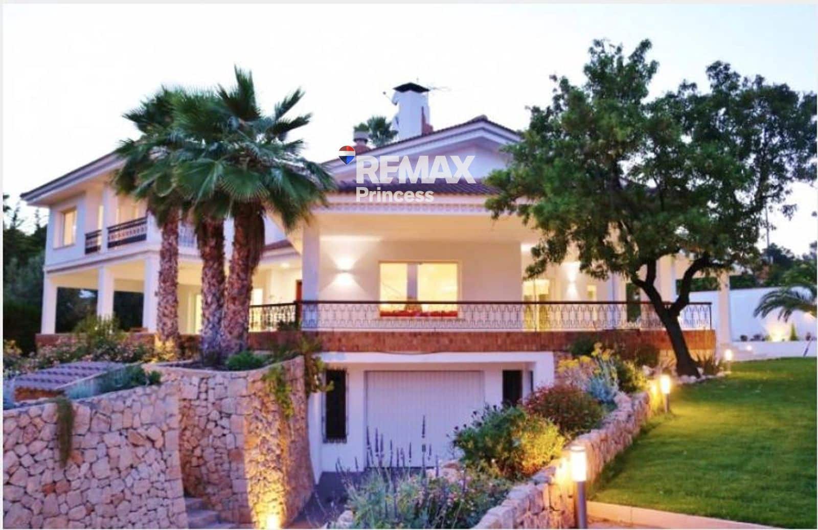 5 soveværelse Villa til salg i Alicante by med swimmingpool garage - € 1.650.000 (Ref: 9570144)