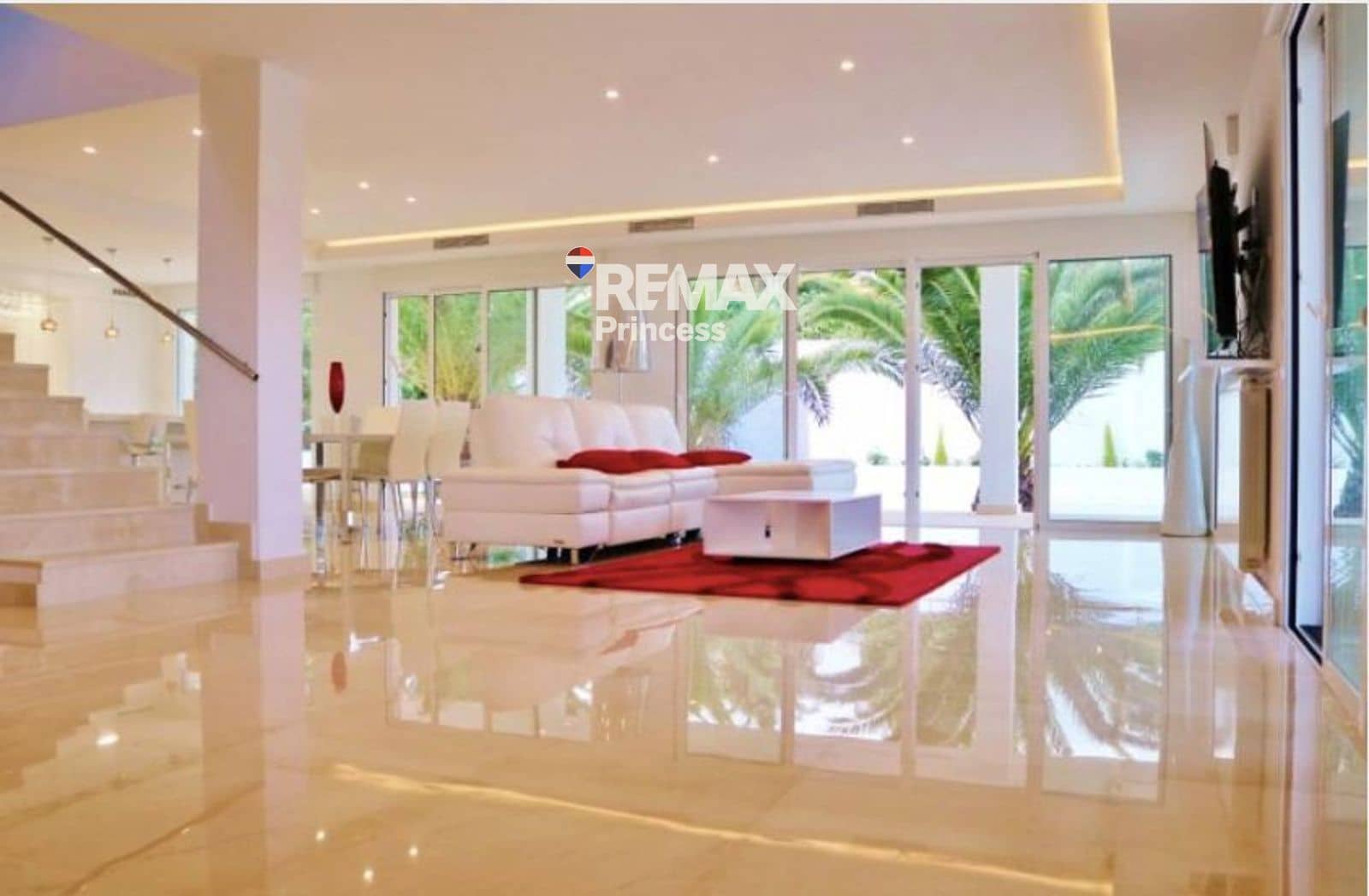 5 soveværelse Villa til salg i Alicante by med swimmingpool garage - € 1.650.000 (Ref: 9570144)