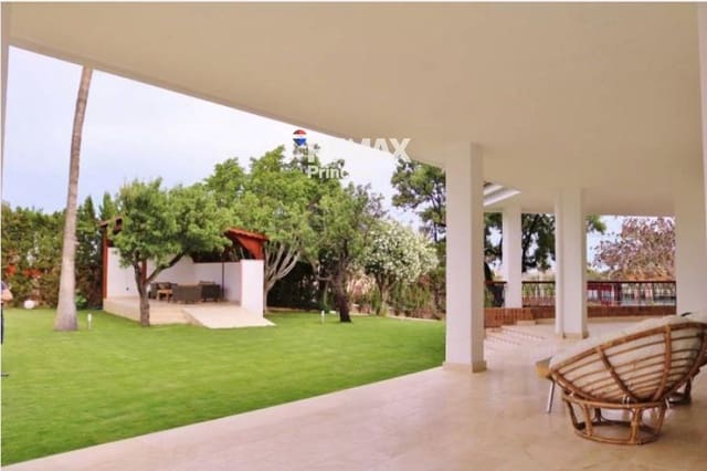 5 soveværelse Villa til salg i Vistahermosa, Alicante by med swimmingpool garage - € 1.650.000 (Ref: 9570144)