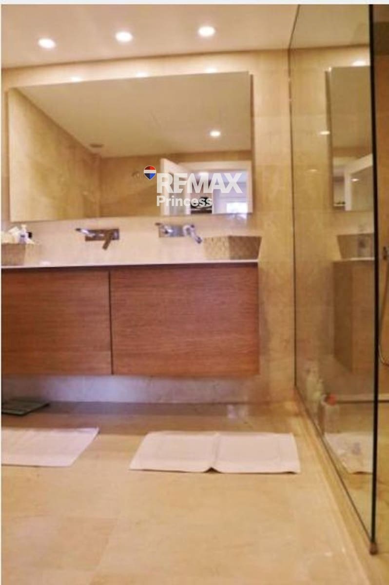 5 soveværelse Villa til salg i Alicante by med swimmingpool garage - € 1.650.000 (Ref: 9570144)