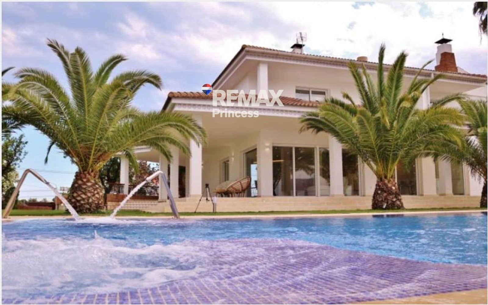 5 soveværelse Villa til salg i Alicante by med swimmingpool garage - € 1.650.000 (Ref: 9570144)