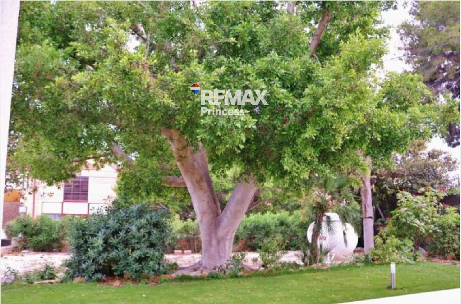 5 soveværelse Villa til salg i Alicante by med swimmingpool garage - € 1.650.000 (Ref: 9570144)