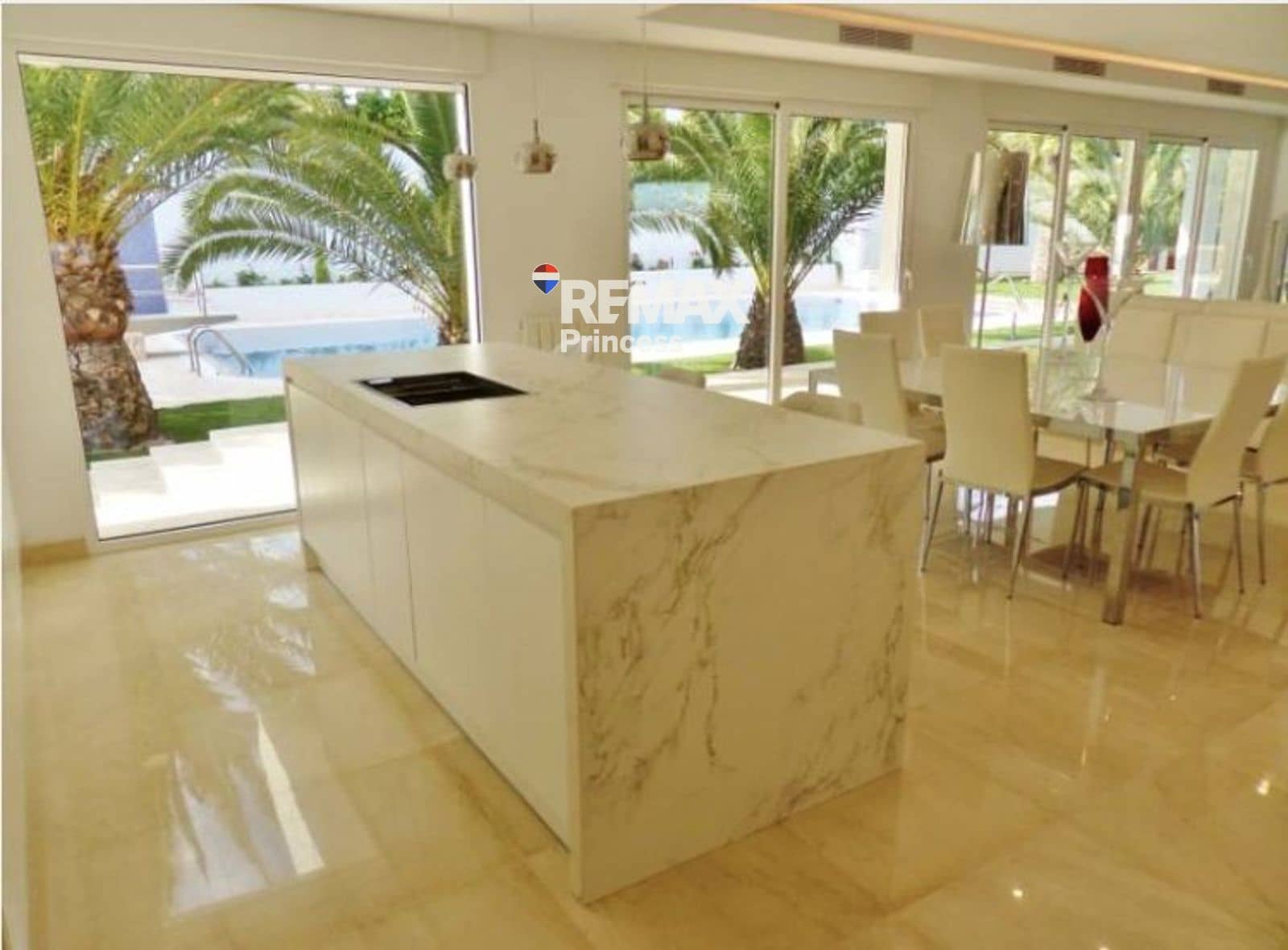 5 soveværelse Villa til salg i Alicante by med swimmingpool garage - € 1.650.000 (Ref: 9570144)