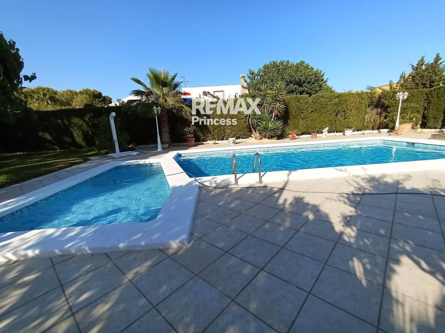 4 quarto Moradia para venda em Muchamiel / Mutxamel com piscina garagem - 890 000 € (Ref: 9570147)