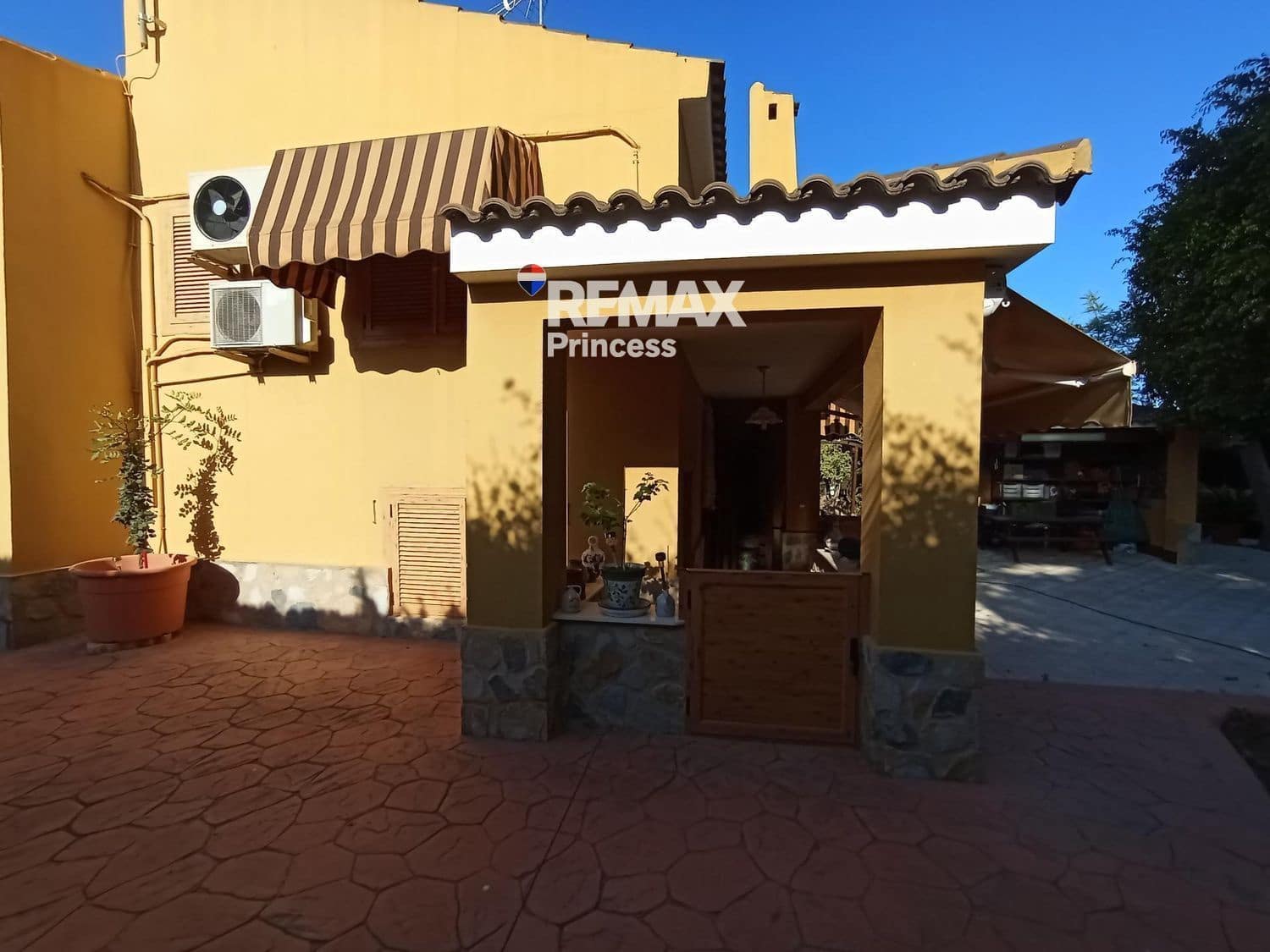 4 quarto Moradia para venda em Muchamiel / Mutxamel com piscina garagem - 890 000 € (Ref: 9570147)