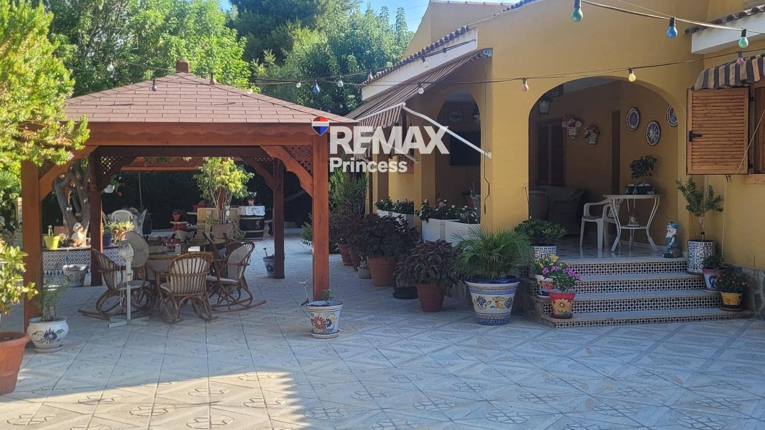 4 quarto Moradia para venda em Muchamiel / Mutxamel com piscina garagem - 890 000 € (Ref: 9570147)