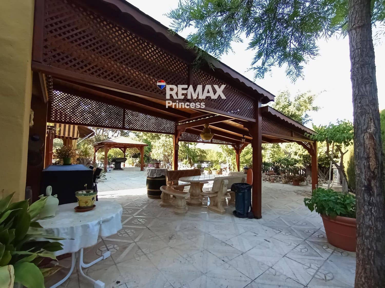 4 quarto Moradia para venda em Muchamiel / Mutxamel com piscina garagem - 890 000 € (Ref: 9570147)