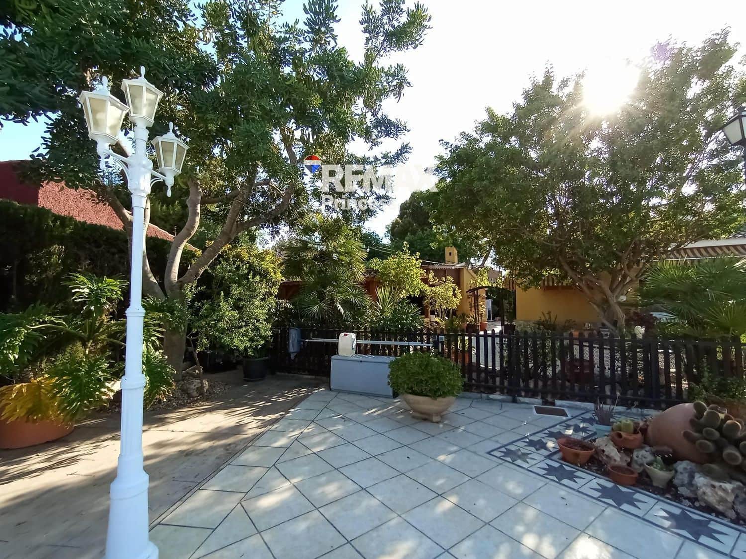 4 quarto Moradia para venda em Muchamiel / Mutxamel com piscina garagem - 890 000 € (Ref: 9570147)