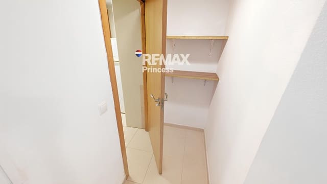 6 Zimmer Wohnung zu verkaufen in Alicante / Alacant Stadt - 205.000 € (Ref: 9570148)