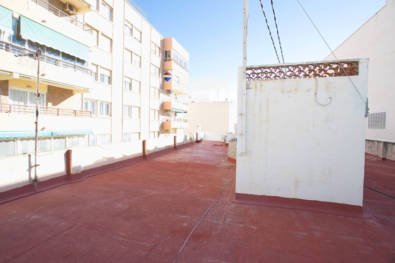 3 soveværelse Restaurant/Bar til salg i El Campello med garage - € 1.400.000 (Ref: 9570149)