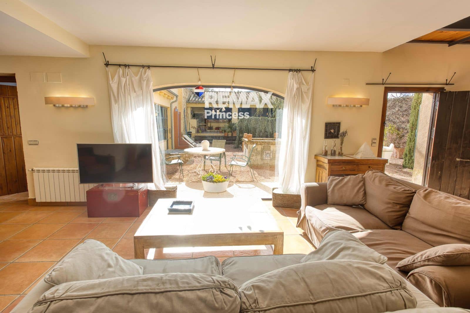 4 sypialnia Willa na sprzedaż w Castalla - 1 480 000 € (Ref: 9570151)