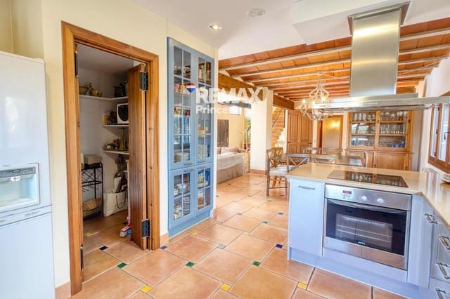 4 sovrum Villa till salu i Castalla - 1 480 000 € (Ref: 9570151)