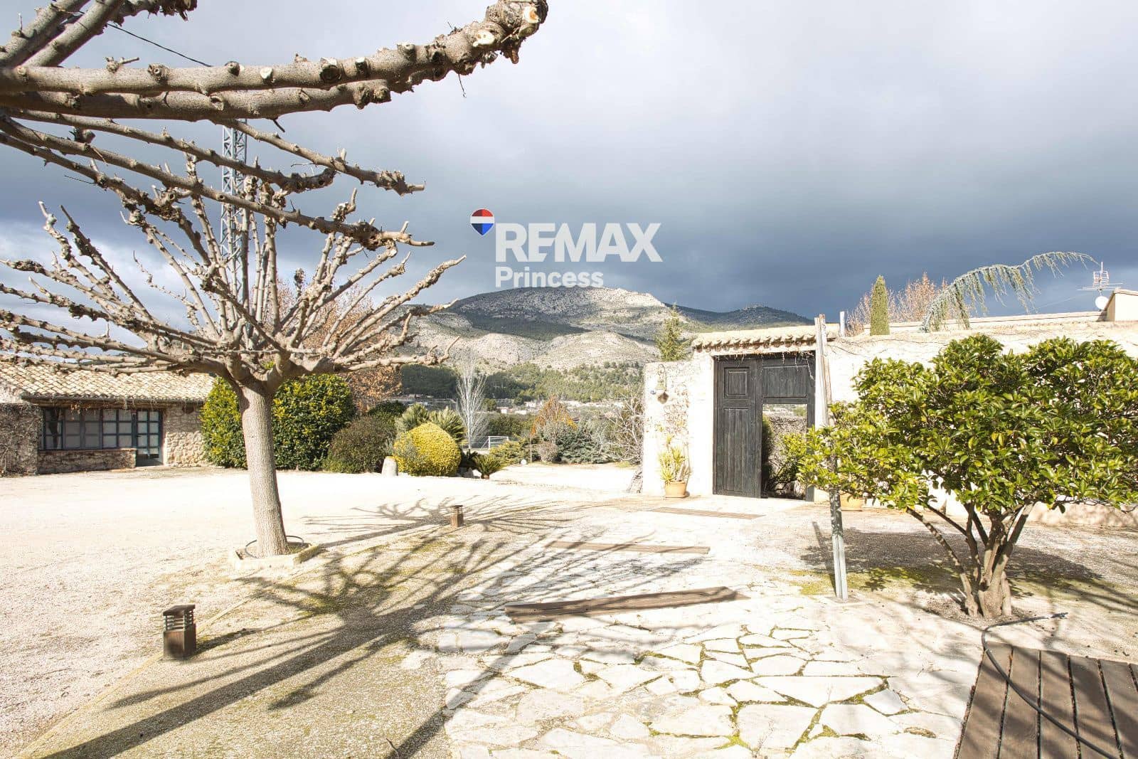 4 sypialnia Willa na sprzedaż w Castalla - 1 480 000 € (Ref: 9570151)