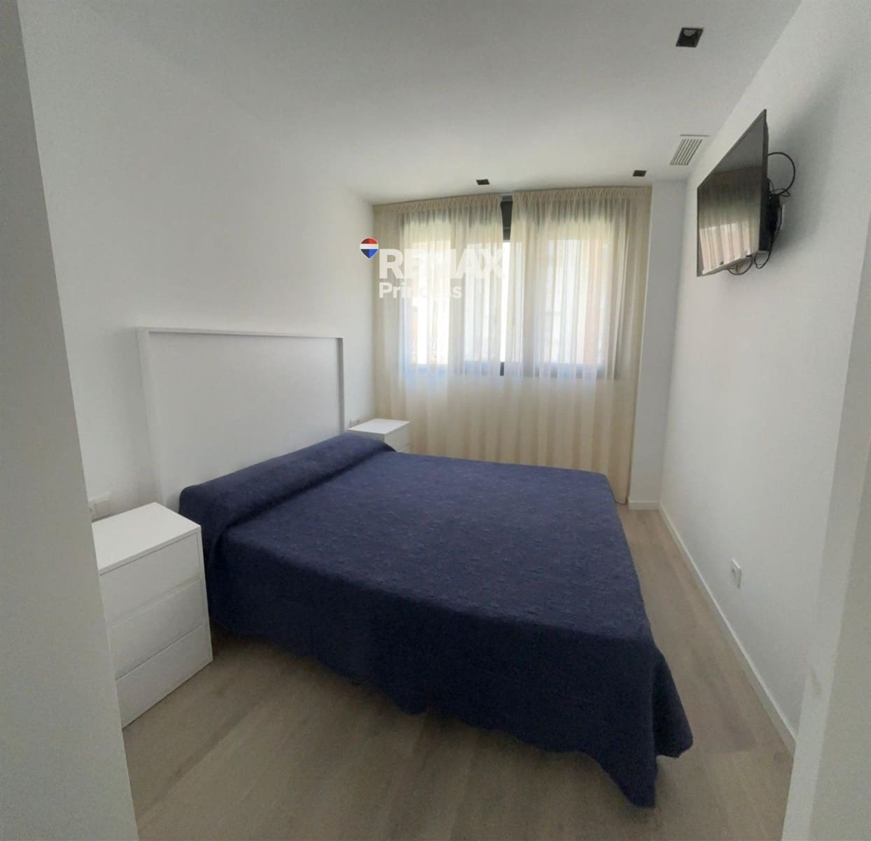 3 soveværelse Lejlighed til salg i Alicante by med swimmingpool garage - € 470.000 (Ref: 9570152)