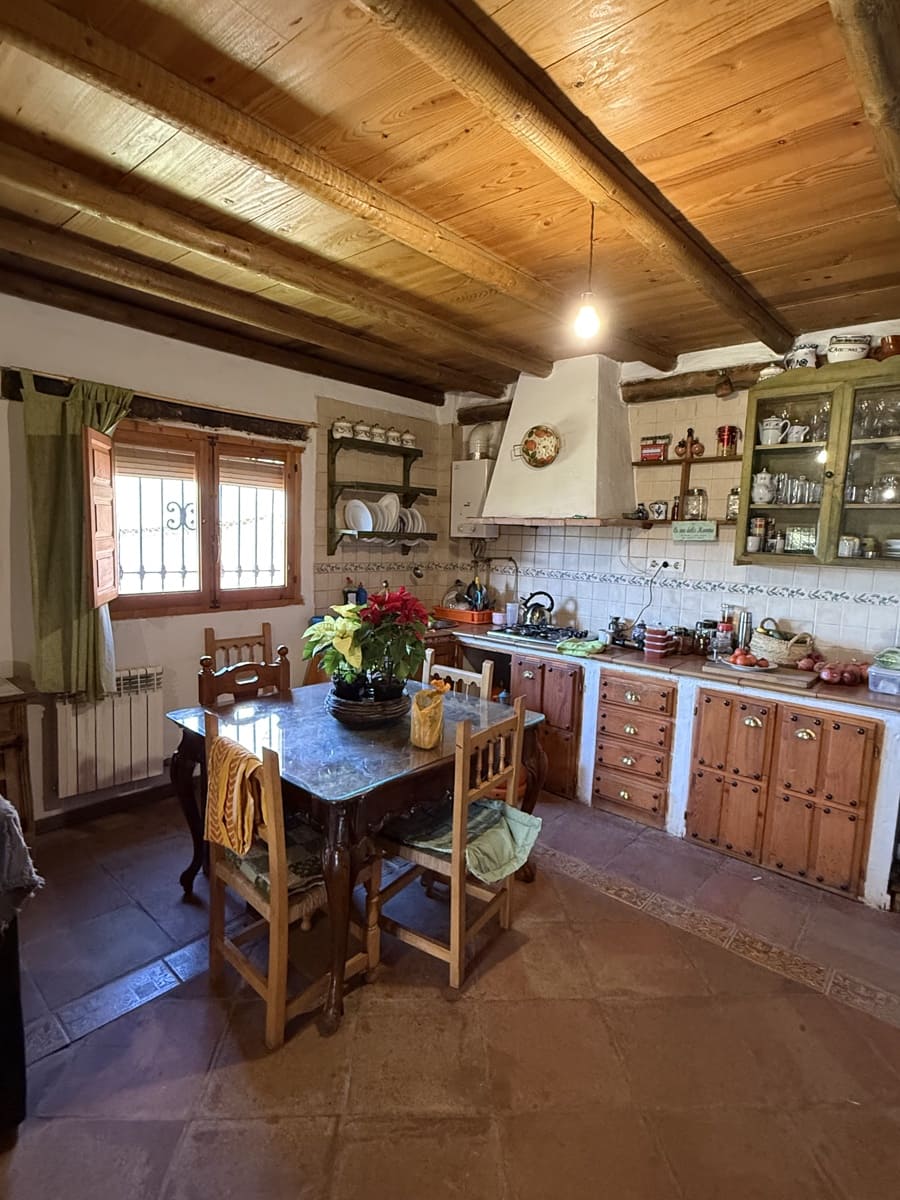 7 bedroom Finca/Country House for sale in Guejar Sierra with pool garage - € 395,000 (Ref: 9720416)