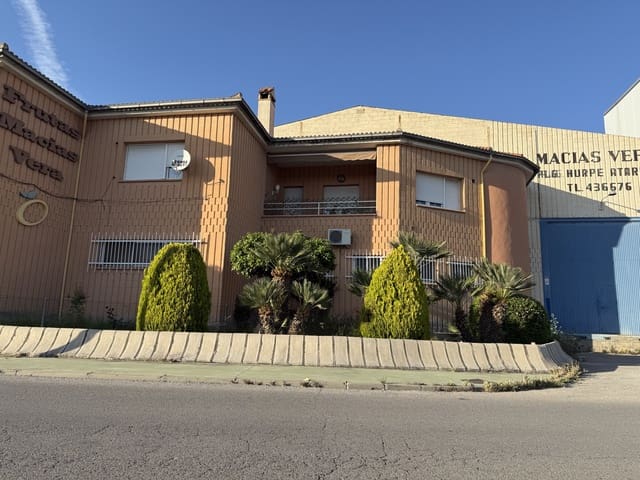 4 bedroom Business for sale in Atarfe with garage - € 1,200,000 (Ref: 9720537)