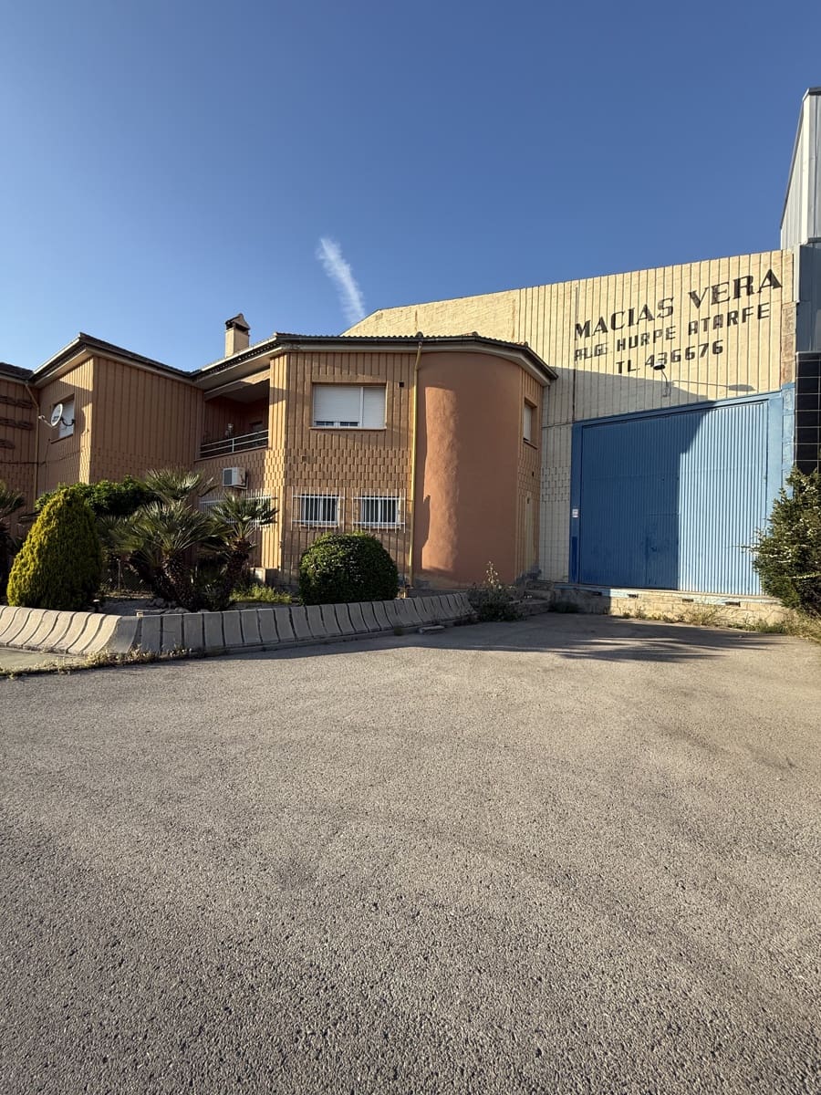 4 bedroom Business for sale in Atarfe with garage - € 1,200,000 (Ref: 9720537)