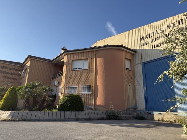 4 bedroom Business for sale in Atarfe with garage - € 1,200,000 (Ref: 9720537)