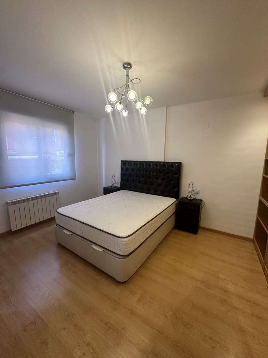 4 soveværelse Rækkehus til salg i Granada by med garage - € 485.000 (Ref: 9752629)