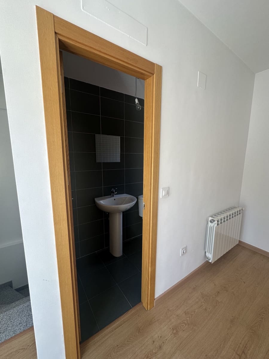 4 soveværelse Rækkehus til salg i Granada by med garage - € 485.000 (Ref: 9752629)