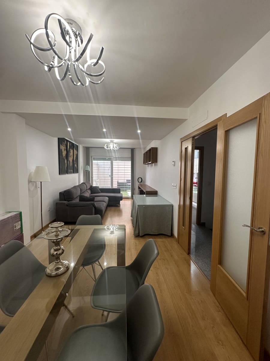 4 soveværelse Rækkehus til salg i Granada by med garage - € 485.000 (Ref: 9752629)