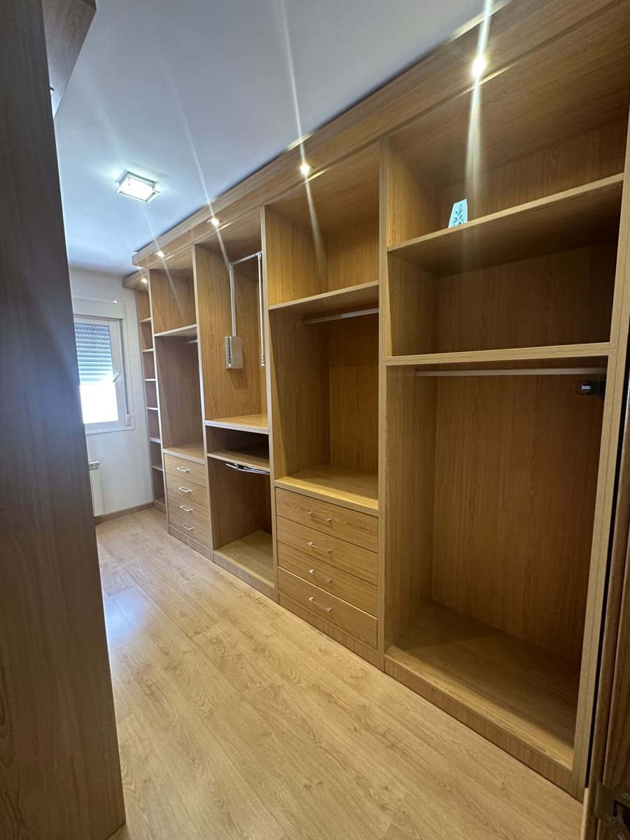 4 soveværelse Rækkehus til salg i Granada by med garage - € 485.000 (Ref: 9752629)