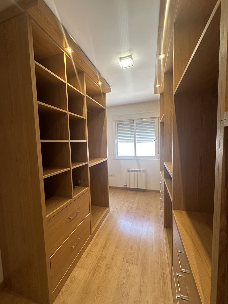 4 soveværelse Rækkehus til salg i Granada by med garage - € 485.000 (Ref: 9752629)