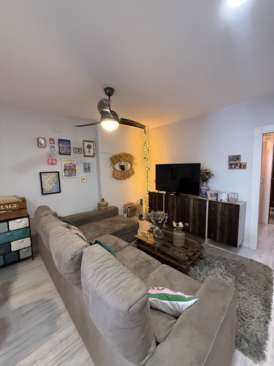 3 bedroom Flat for sale in Granada city - € 329,000 (Ref: 9837713)