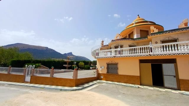4 soverom Finca/Herregård til salgs i Fuente Camacho, Loja med garasje - € 399 950 (Ref: 9165337)