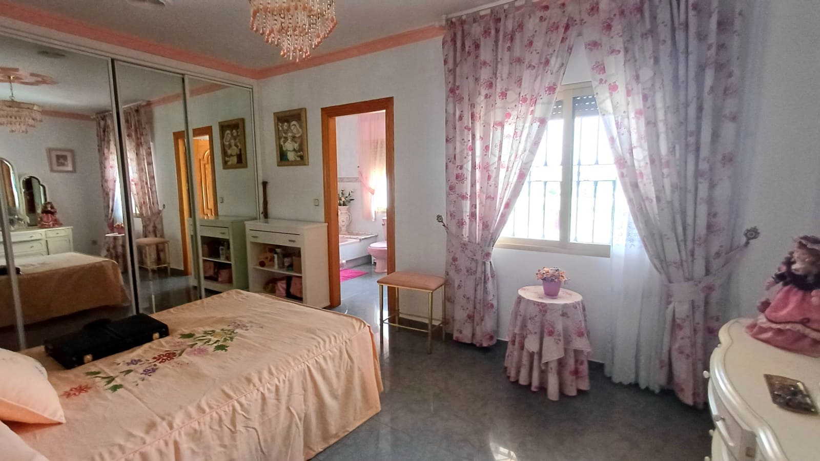 4 camera da letto Finca/Casa di Campagna in vendita in Loja con garage - 399.950 € (Rif: 9165337)