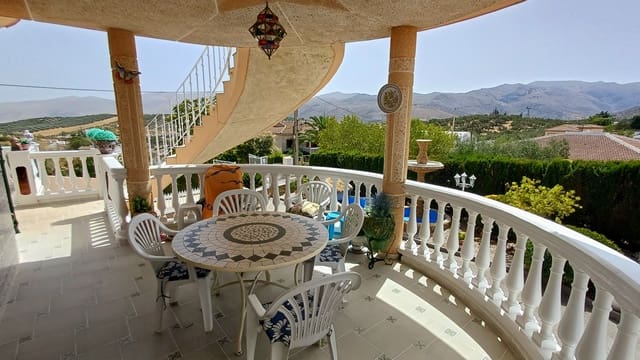 4 soveværelse Finca/Landehus til salg i Fuente Camacho, Loja med garage - € 399.950 (Ref: 9165337)