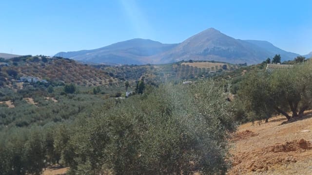 6 soverom Finca/Herregård til salgs i Antequera med svømmebasseng garasje - € 485 000 (Ref: 9356504)