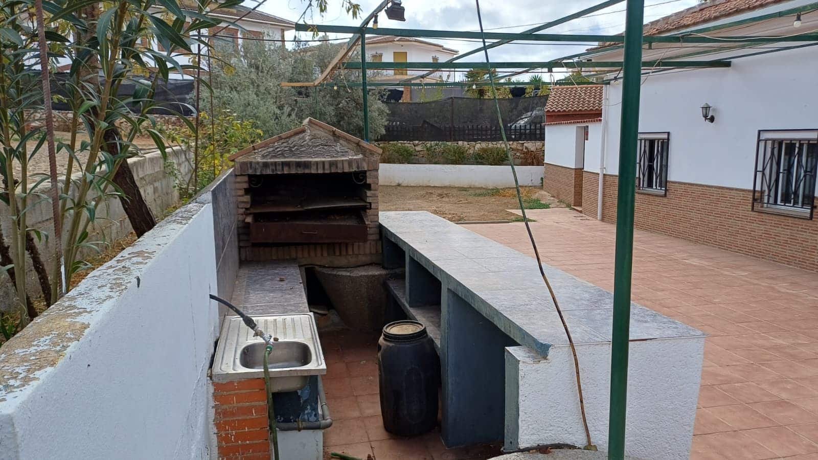 3 sovrum Restaurang/Bar till salu i Fuente Camacho med garage - 299 995 € (Ref: 9378437)